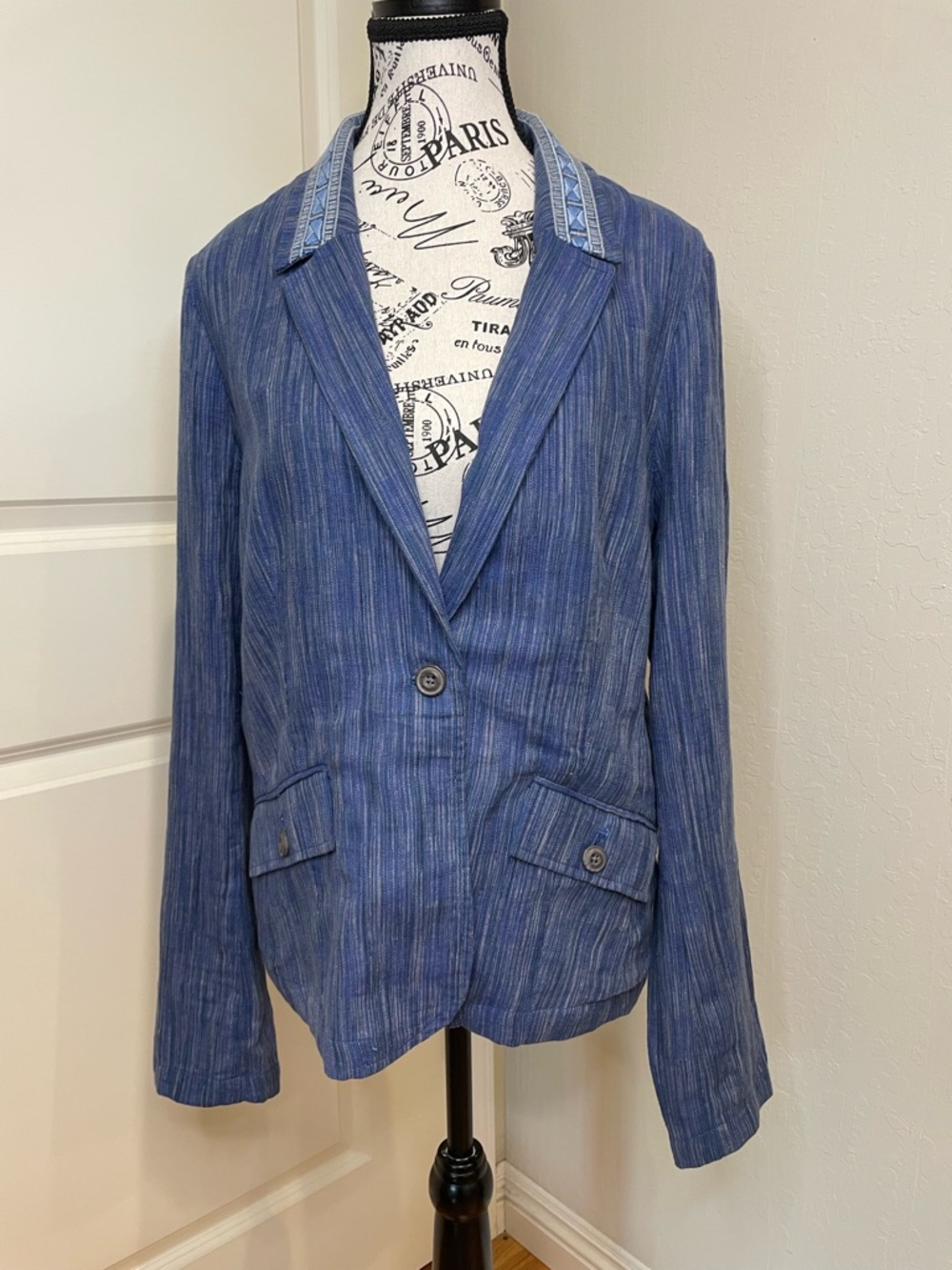 Cartonnier by  Anthropologie Size 12 Blazer In Blue.  Cotton/Linen blend Aztec.